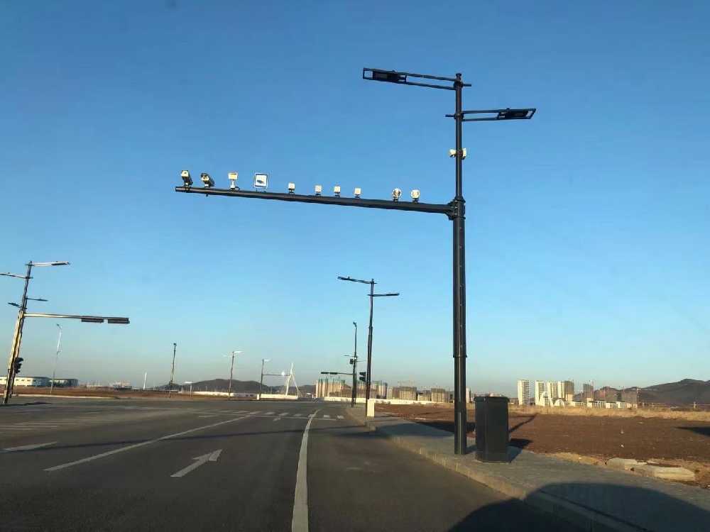 贵阳市黑龙江佳木斯综合路灯杆项目